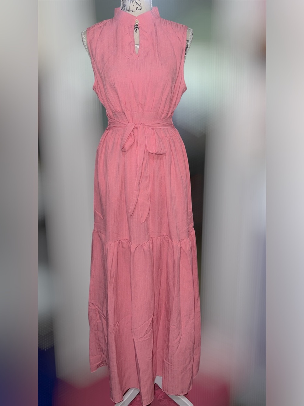 Sleeveless Pink Tie-Waist Maxi Dress - Picture 2 of 3